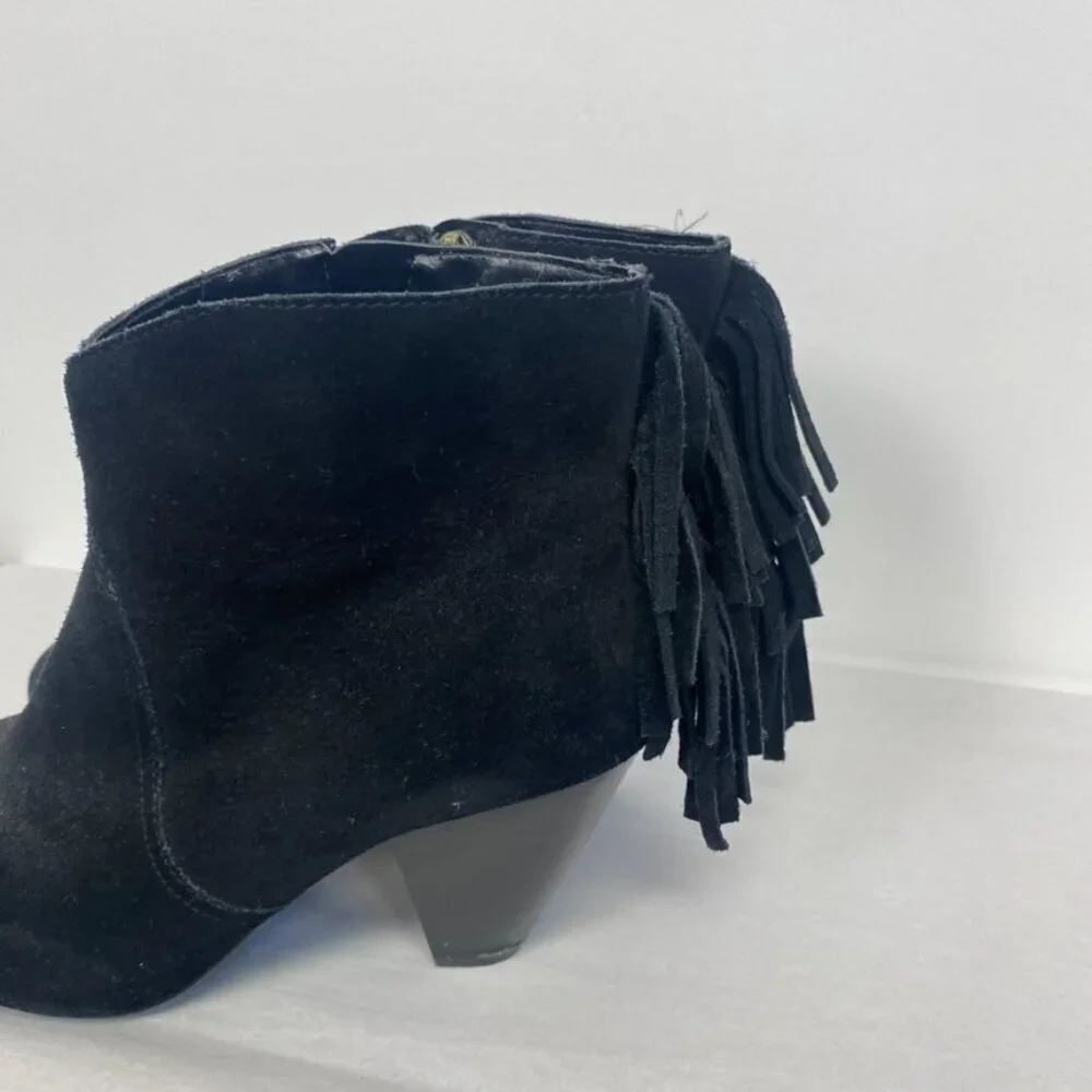Jessica Simpson black heeled
